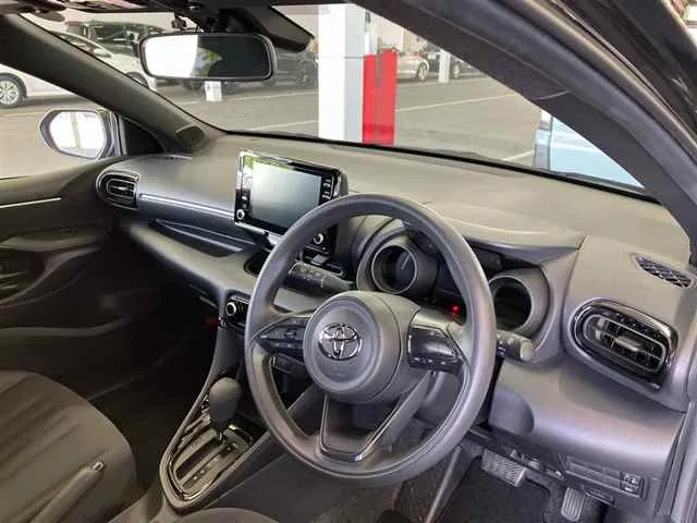 TOYOTA YARIS 2023