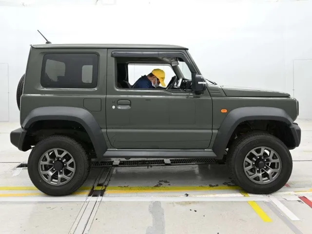 SUZUKI JIMNY SIERRA 2023