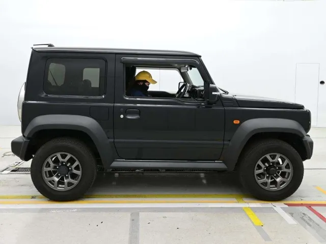 SUZUKI JIMNY SIERRA 2023