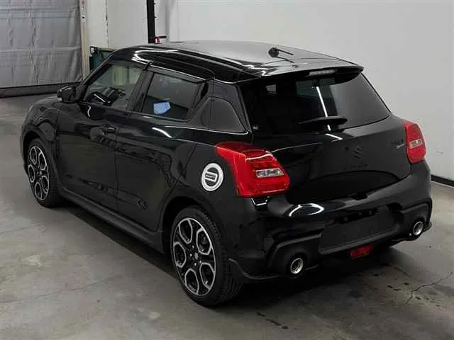 SUZUKI SWIFT 2023