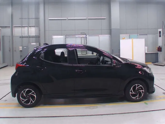 TOYOTA YARIS 2023