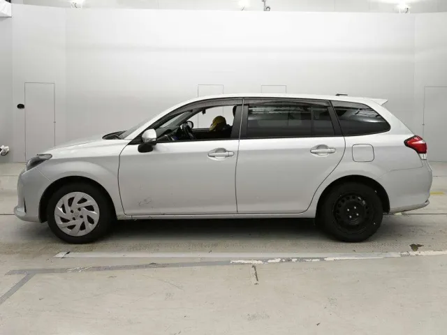 TOYOTA COROLLA FIELDER 2023