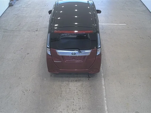 TOYOTA ROOMY 2023