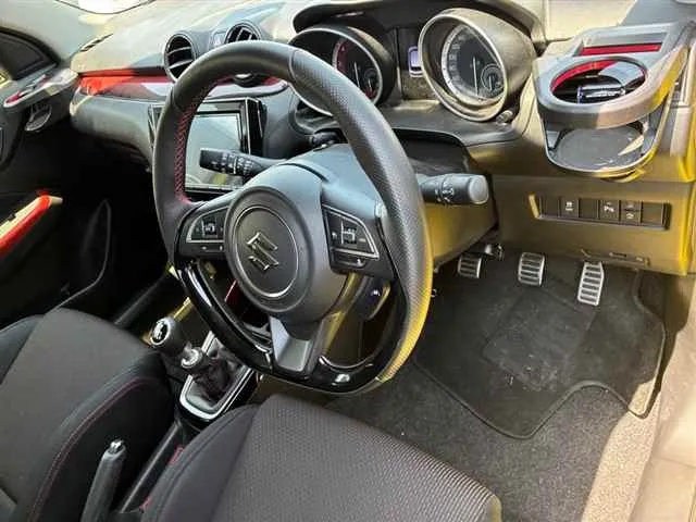 SUZUKI SWIFT 2022