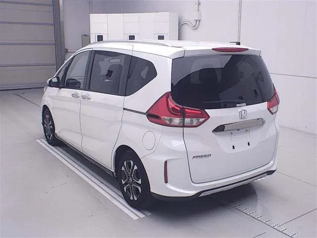 HONDA FREED 2022