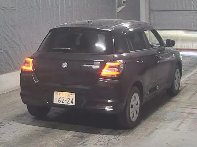 SUZUKI SWIFT 2023