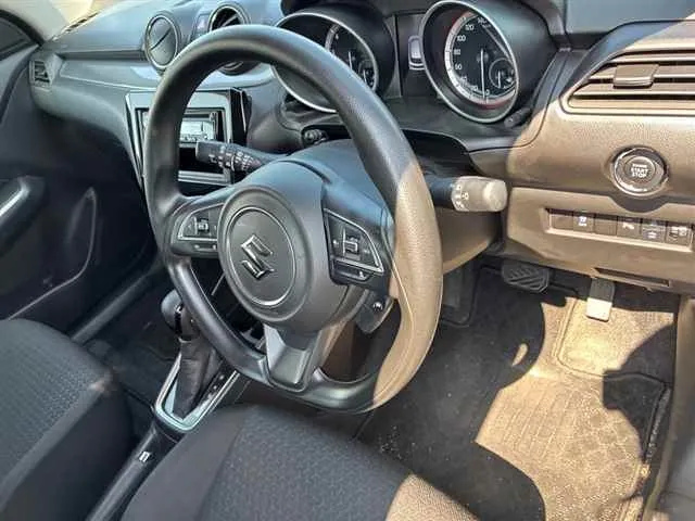 SUZUKI SWIFT 2021