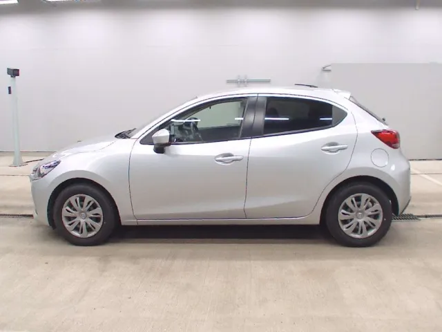 MAZDA MAZDA2 2023