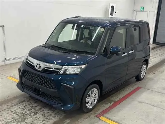 TOYOTA ROOMY 2023