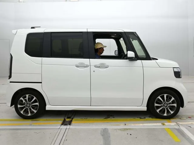 HONDA N BOX 2023