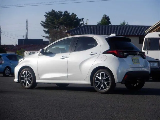 TOYOTA YARIS 2023