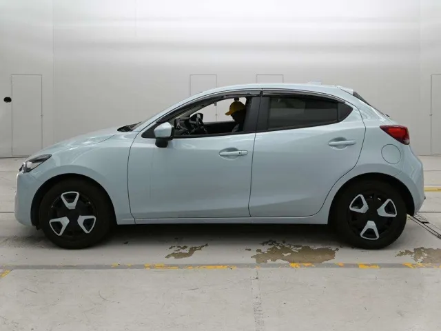 MAZDA MAZDA2 2023