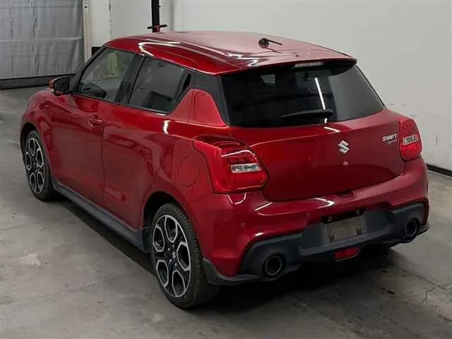 SUZUKI SWIFT 2023