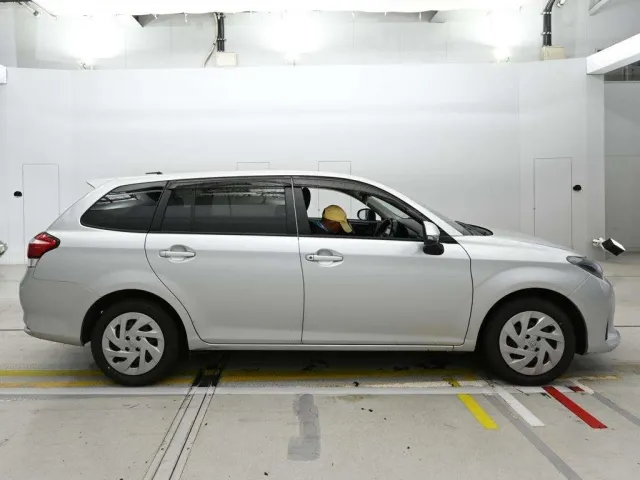 TOYOTA COROLLA FIELDER 2023