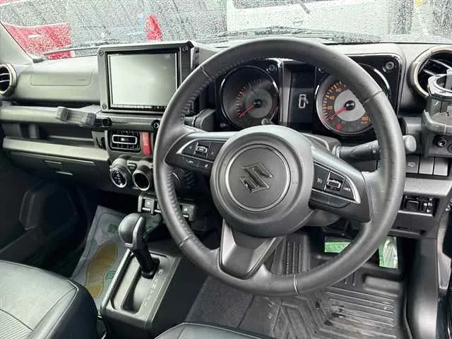 SUZUKI JIMNY SIERRA 2023