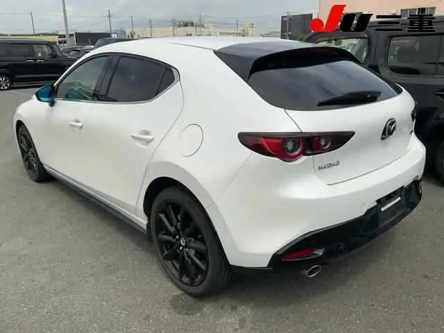 MAZDA MAZDA3 2023