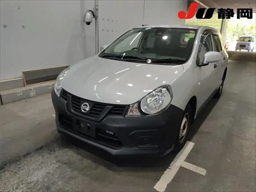 NISSAN AD 2021