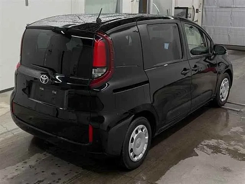 TOYOTA SIENTA 2023
