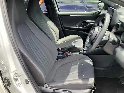 TOYOTA YARIS 2023