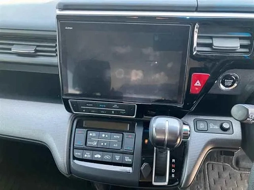 HONDA STEP WAGON 2021