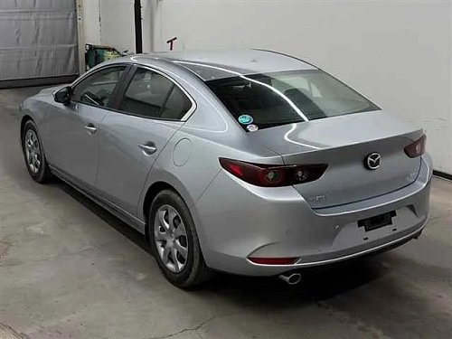 MAZDA MAZDA3 2022