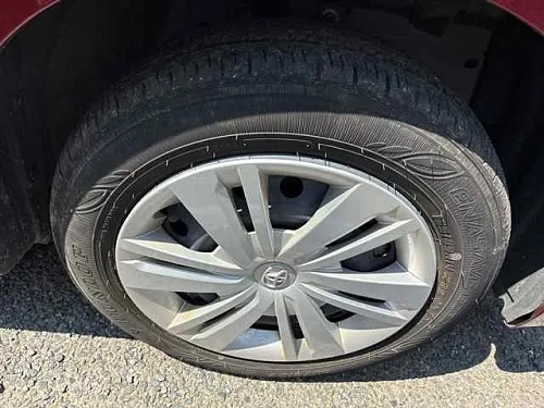 TOYOTA ROOMY 2023