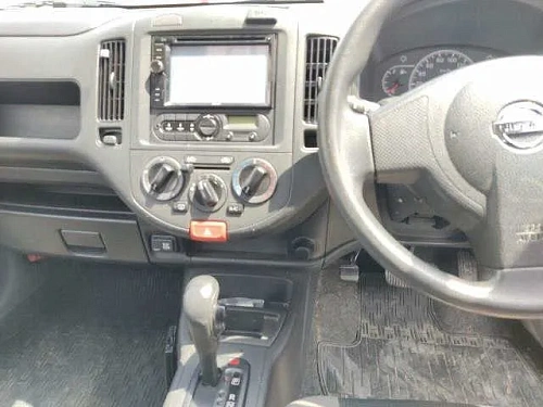 NISSAN AD 2021