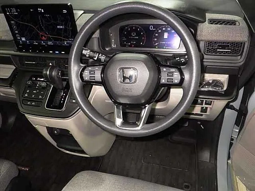 HONDA STEP WAGON 2023