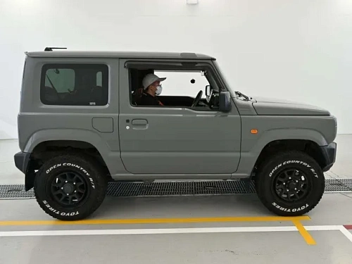 SUZUKI JIMNY 2023