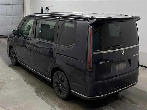 HONDA STEP WAGON 2023