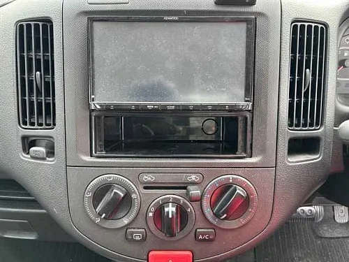 NISSAN AD 2021