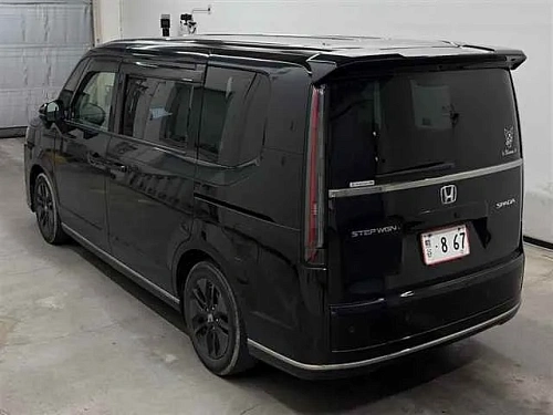 HONDA STEP WAGON 2023