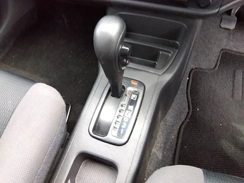 NISSAN AD 2021