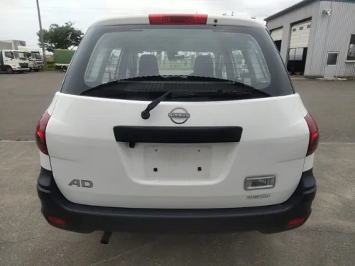 NISSAN AD 2021