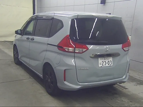 HONDA FREED 2023