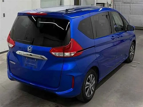 HONDA FREED 2023