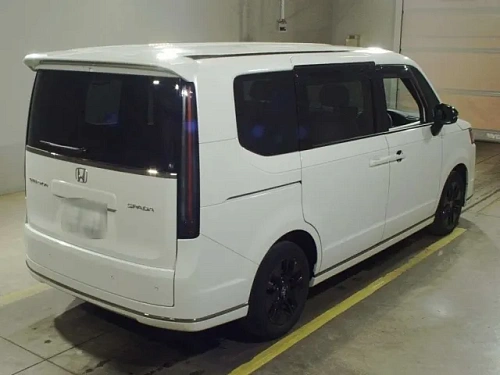 HONDA STEP WAGON 2023