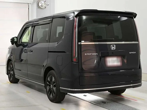 HONDA STEP WAGON 2023