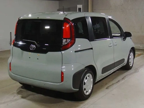 TOYOTA SIENTA 2023