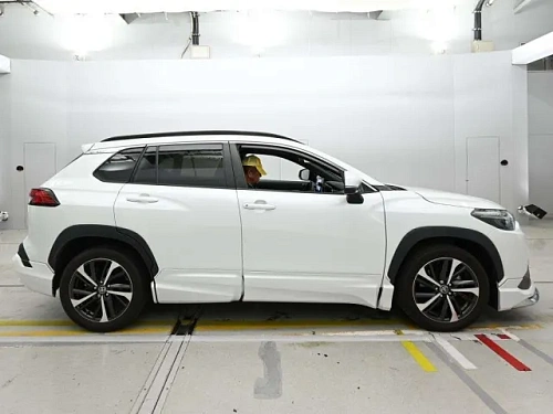 TOYOTA COROLLA CROSS 2023