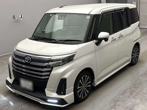 TOYOTA ROOMY 2023