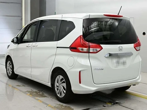 HONDA FREED 2023