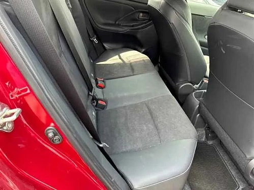 TOYOTA YARIS CROSS 2023