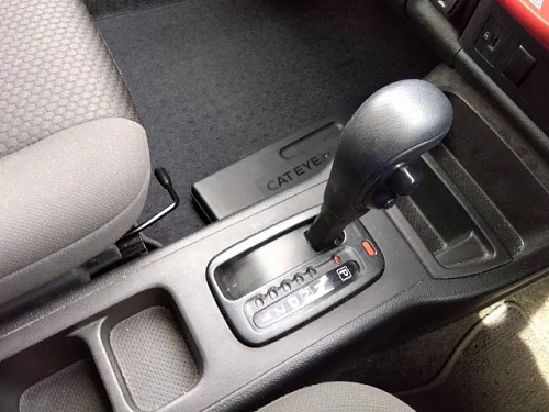 NISSAN AD 2022