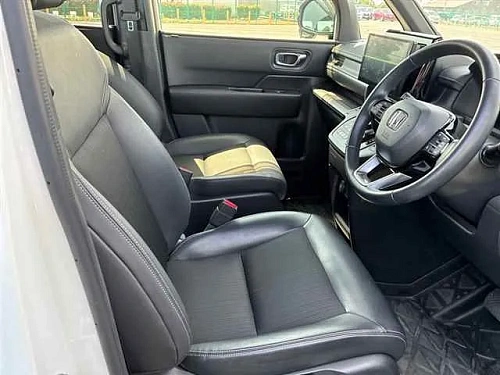 HONDA STEP WAGON 2023
