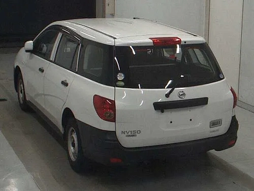 NISSAN AD 2021