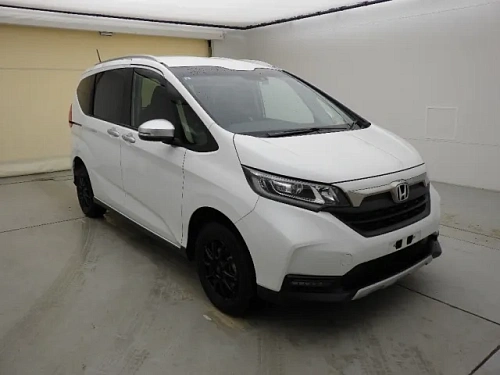 HONDA FREED 2023