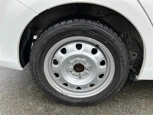 TOYOTA COROLLA FIELDER 2021