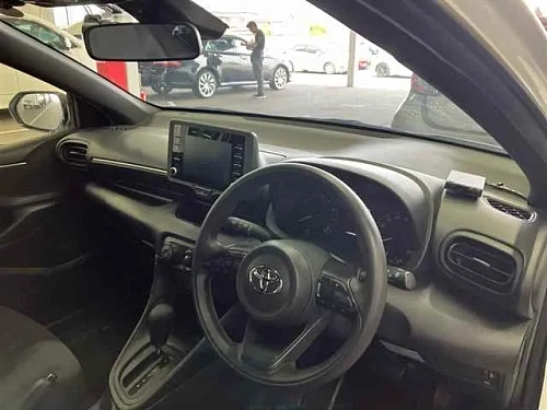 TOYOTA YARIS 2023
