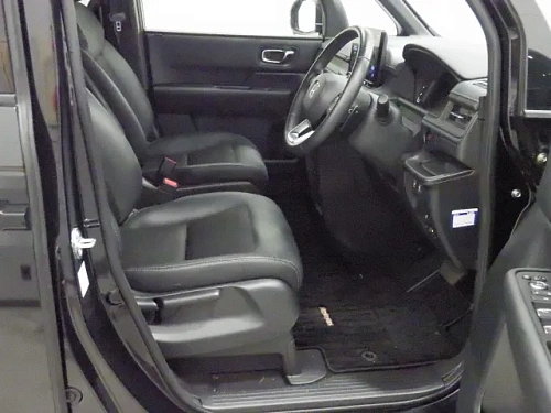 HONDA STEP WAGON 2023